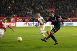 AZ Alkmaar vs FC Utrecht: Memahami Rekor dan Memperkirakan Hasil